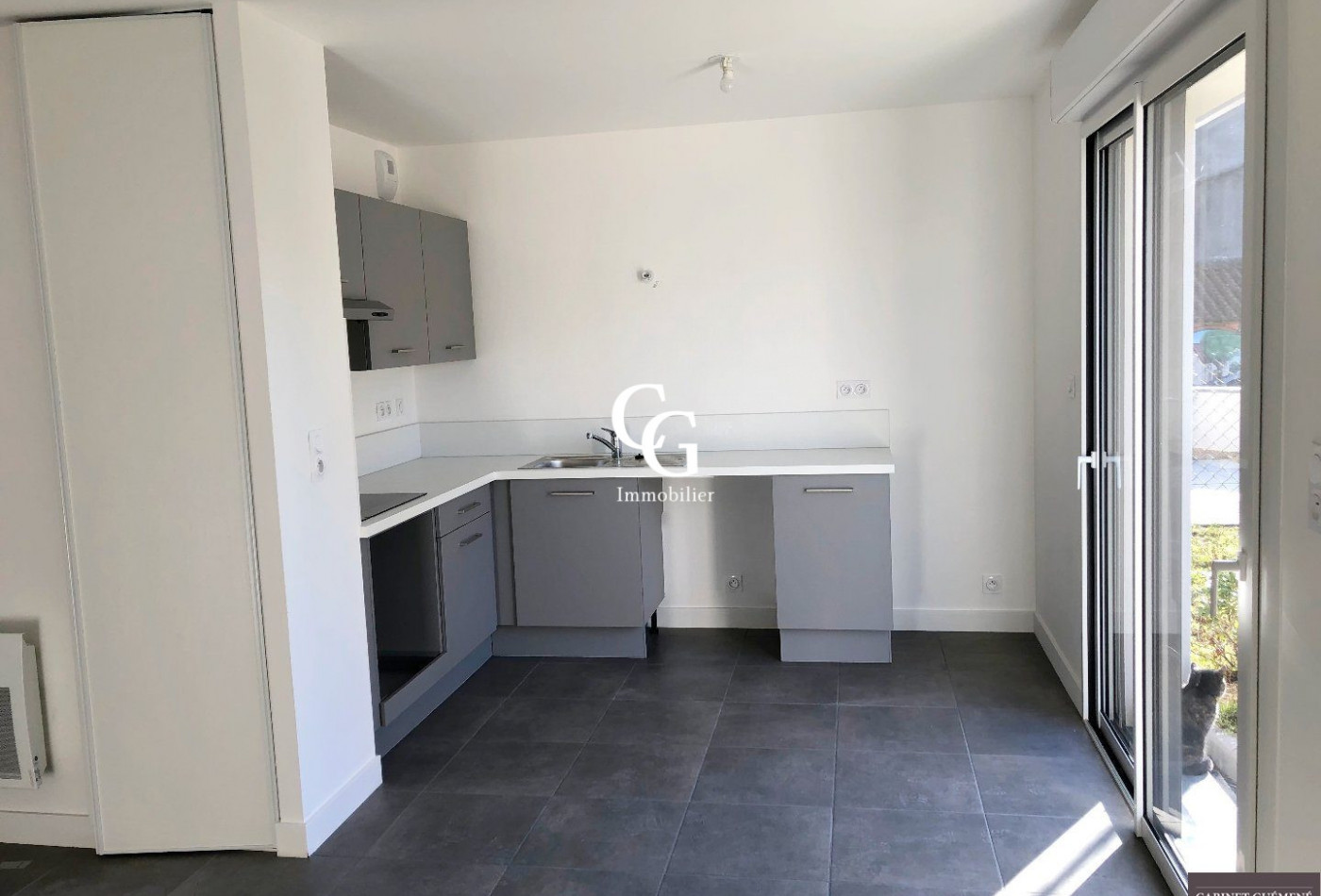 location Maison Montaigu-vendée - Photo 6