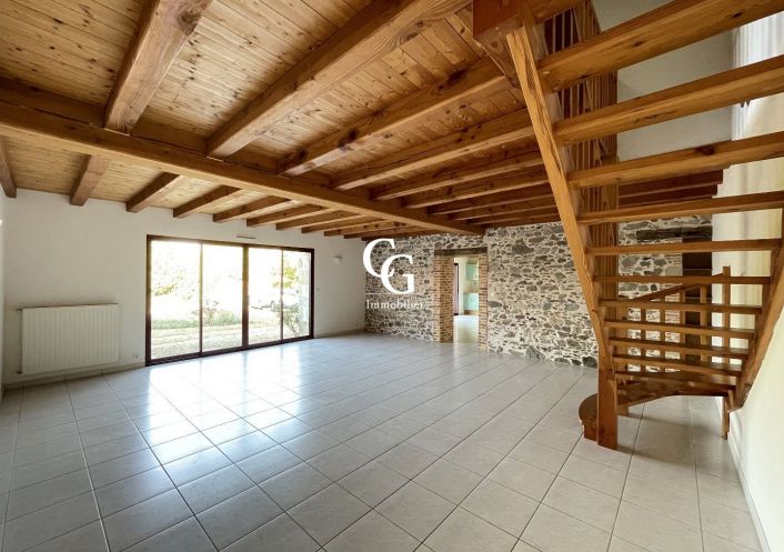 à louer Maison Montréverd