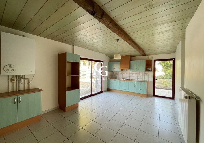 à louer Maison Montréverd