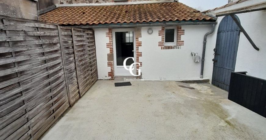location Maison Saint-denis-la-chevasse