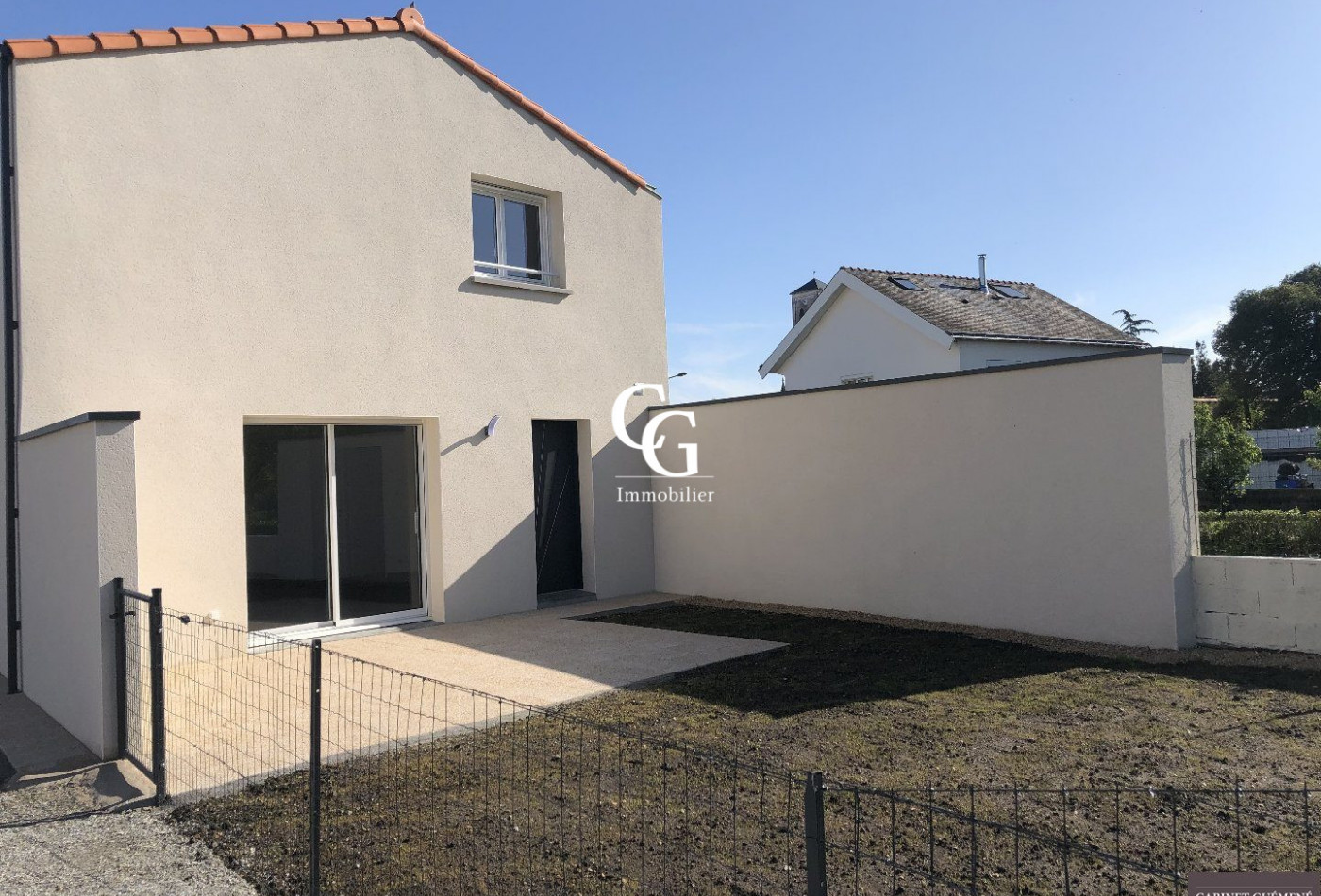 location Maison Vieillevigne - Photo 1