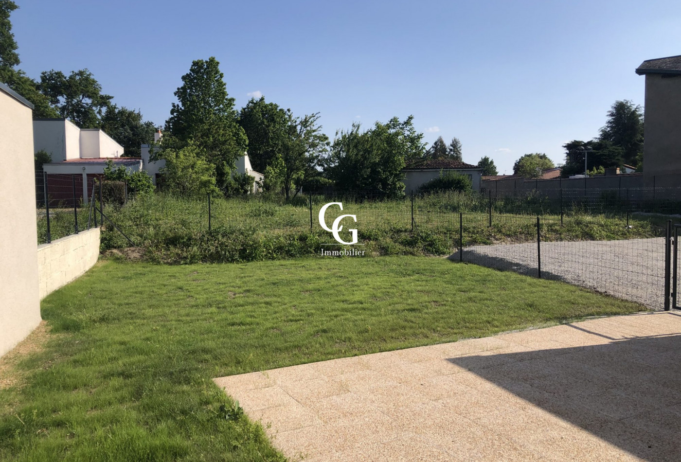 location Maison Vieillevigne - Photo 2