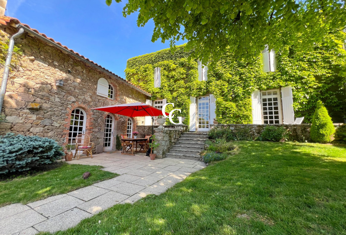 vente Maison Les Landes-genusson - Photo 1