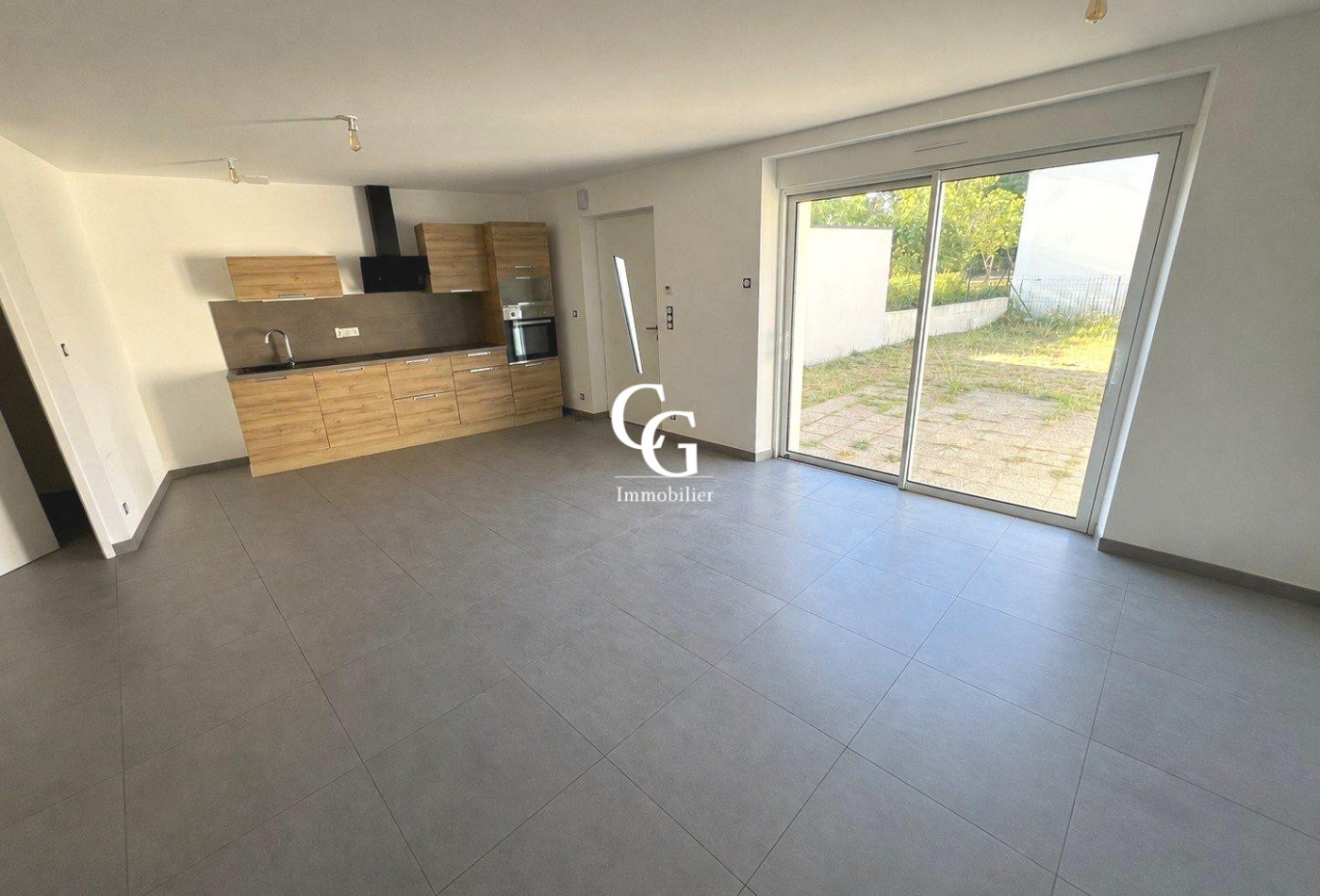 location Maison Vieillevigne - Photo 3