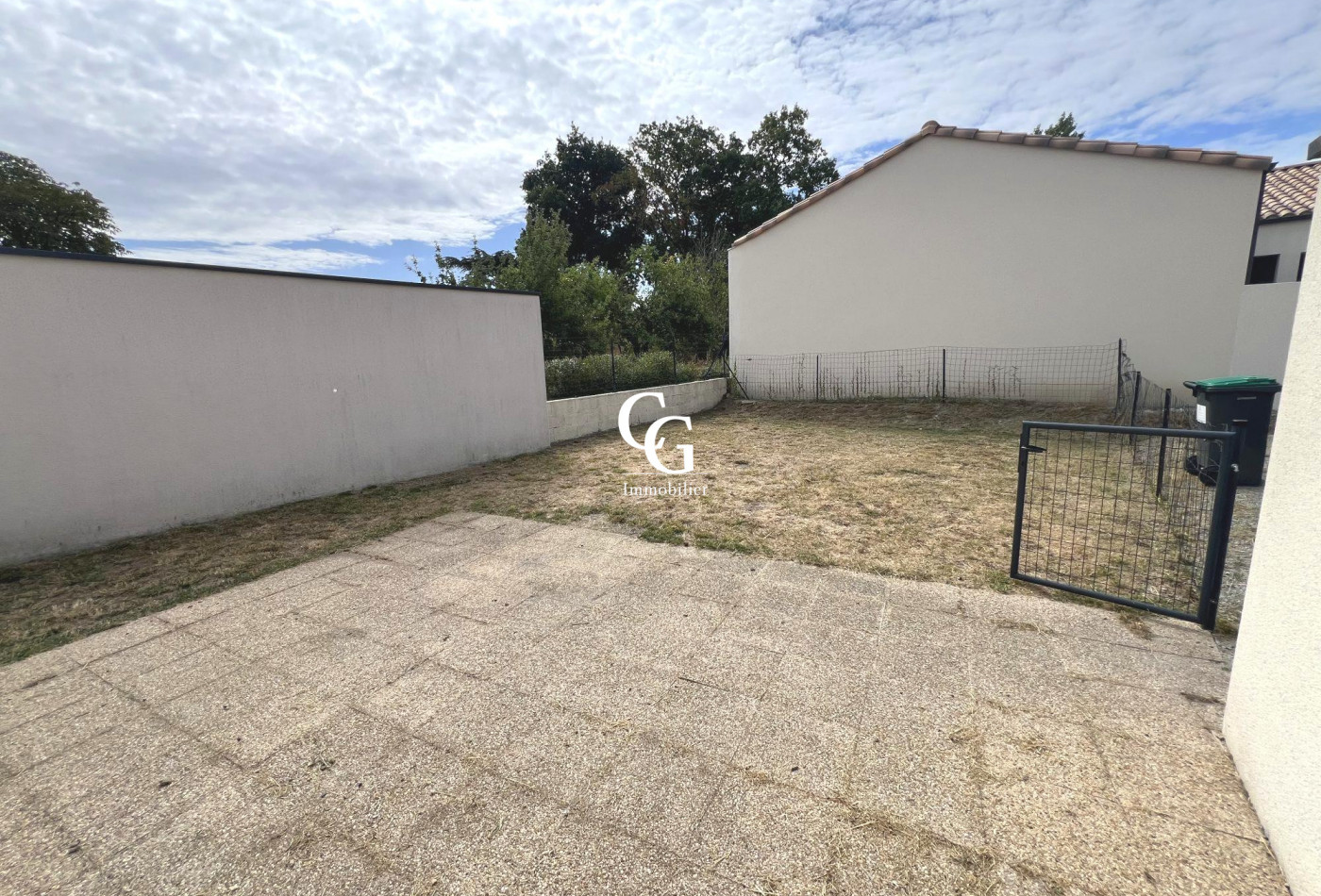 location Maison Vieillevigne - Photo 2
