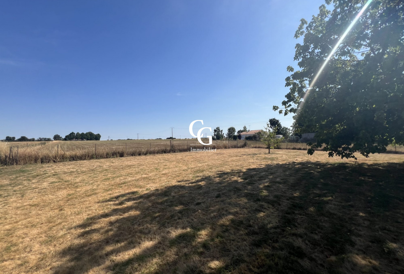 location Maison Vieillevigne - Photo 2