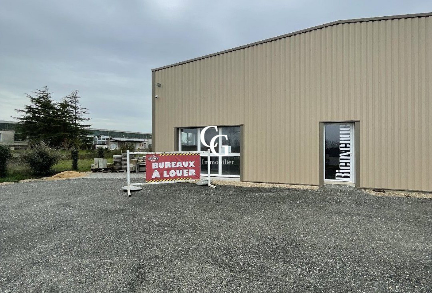 location Bureau Vieillevigne - Photo 1