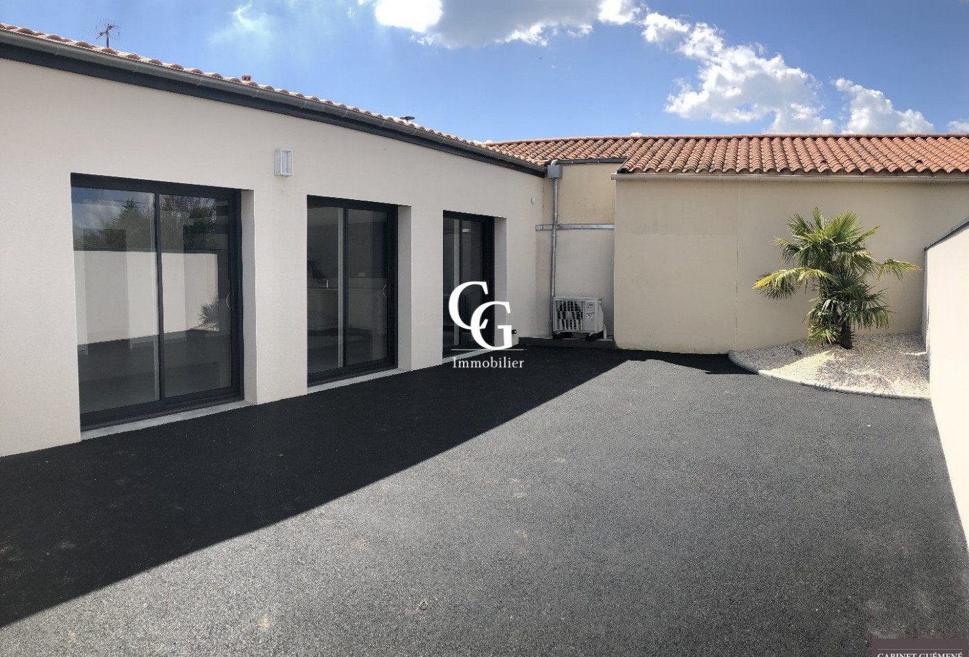 location Maison Treize-septiers - Photo 1
