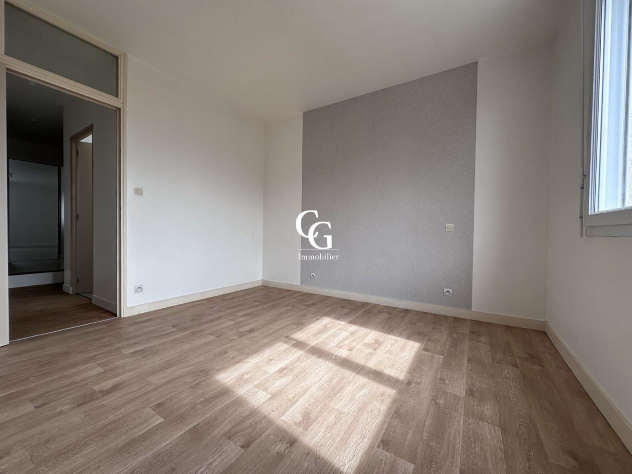 à louer Appartement Vieillevigne - Photo 5