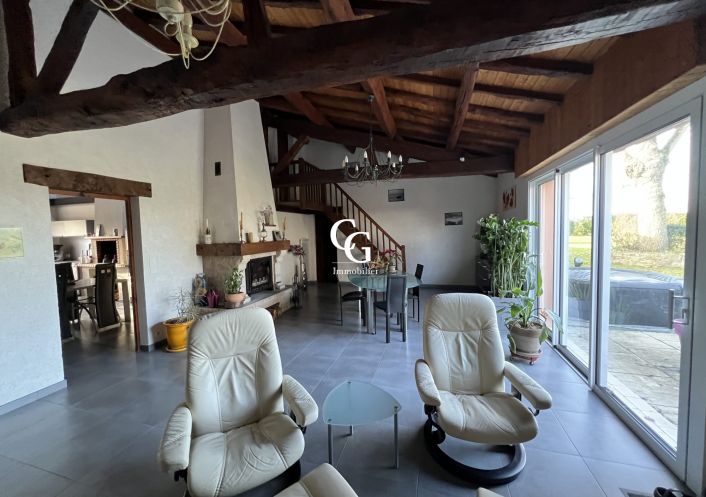 à vendre Maison Montréverd