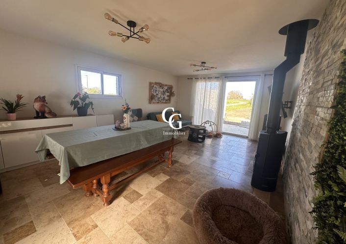 à vendre Maison Montréverd