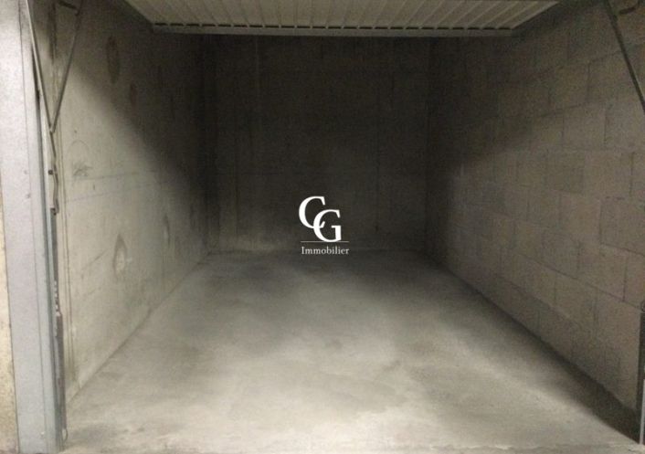 à louer Parking intérieur Nantes