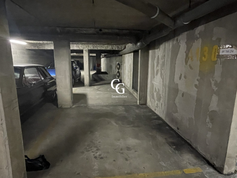 vente Parking intérieur Nantes - Photo 1