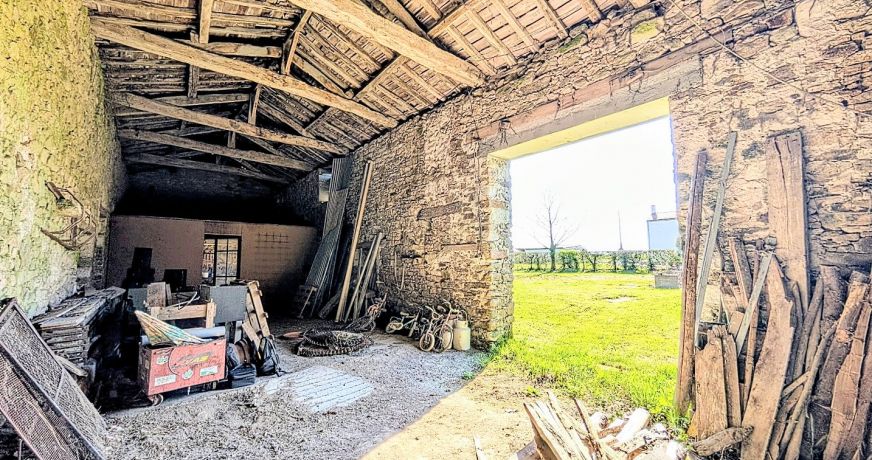 vente Longere Montbert