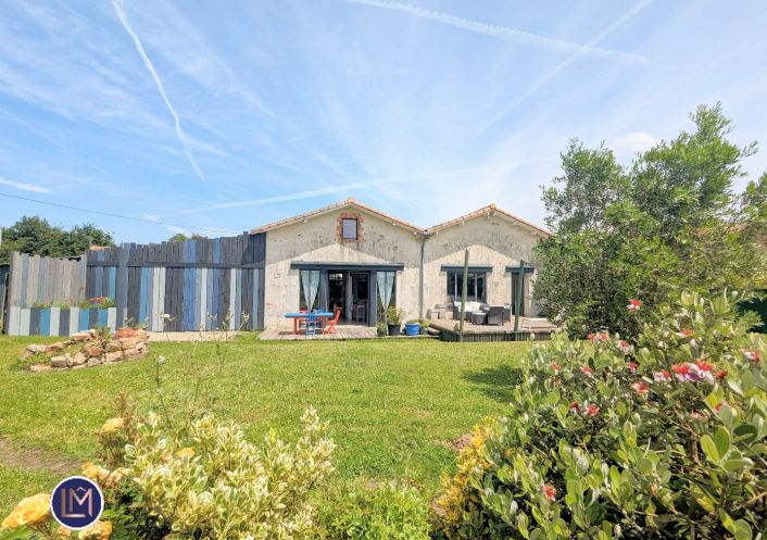 à vendre Maison en pierre Saint Colomban