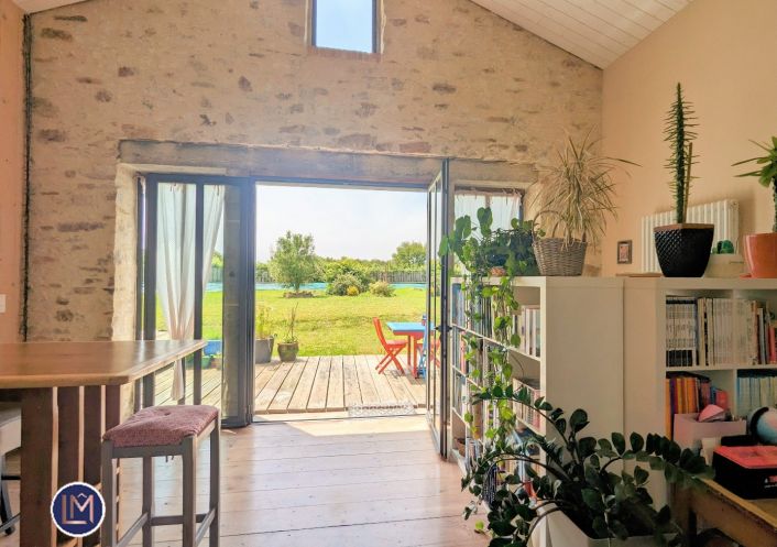 à vendre Maison en pierre Saint Colomban