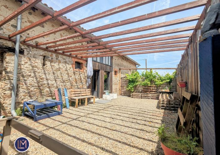 à vendre Maison en pierre Saint Colomban