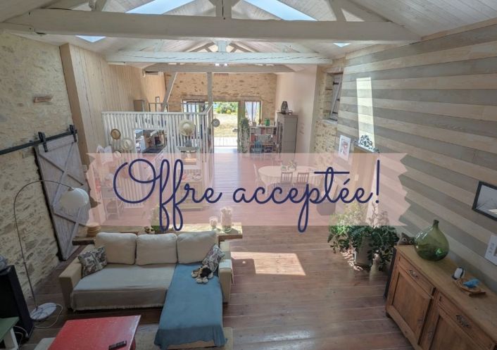 à vendre Maison en pierre Saint Colomban