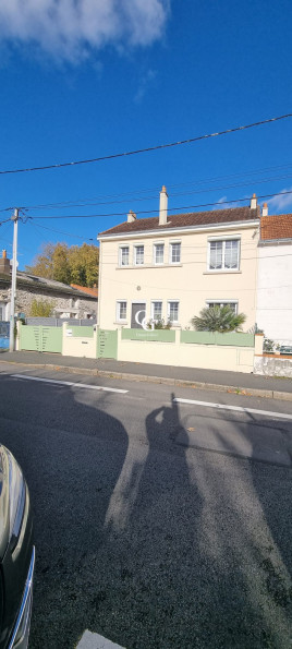 vente Maison Saint-sébastien-sur-loire - Photo 1