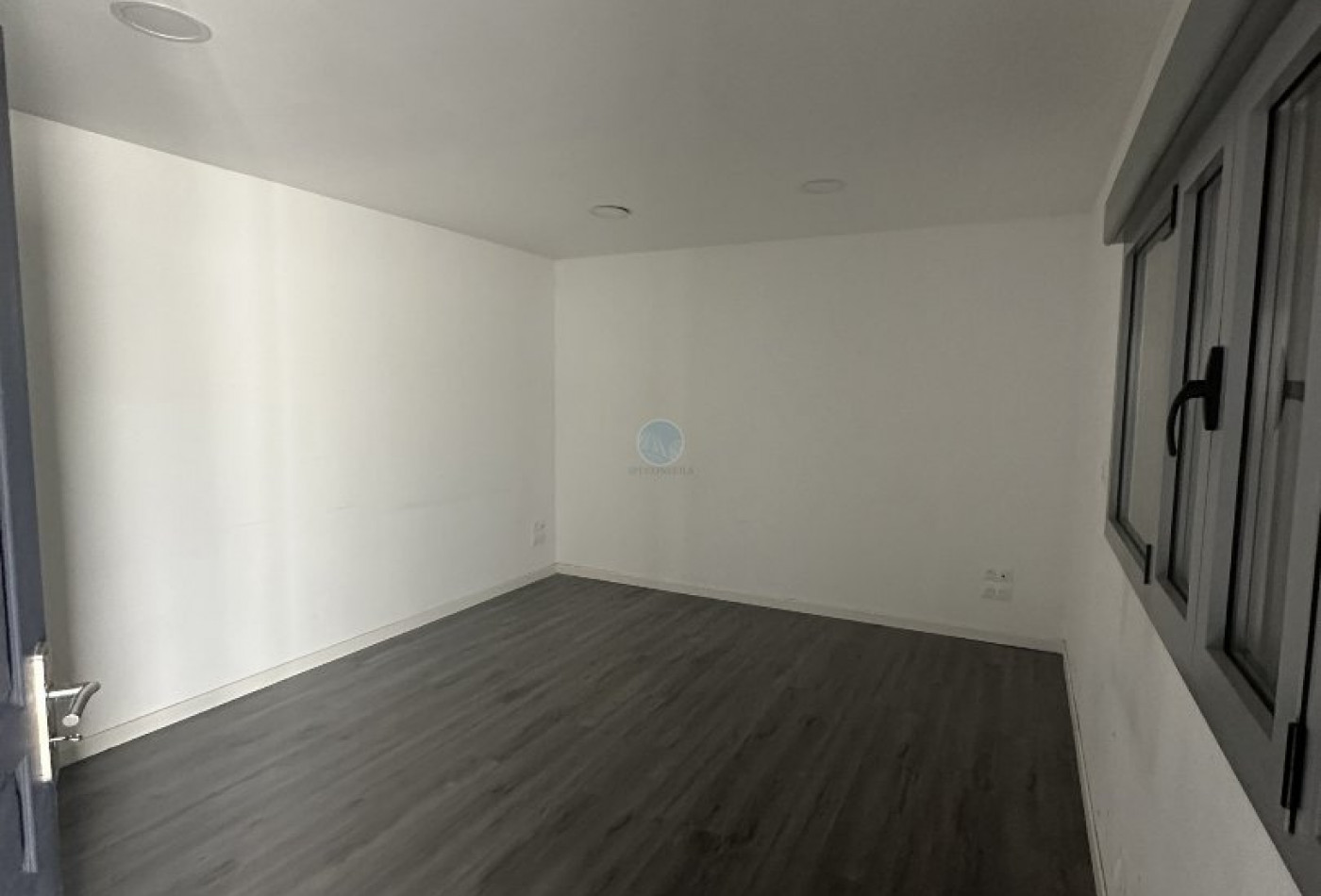 location Locaux d'activité Saint Jean De Braye - Photo 2