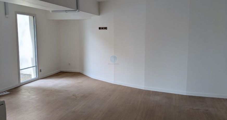 vente Local commercial Orleans