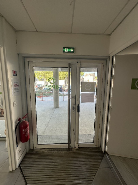 vente Local commercial Saran - Photo 2