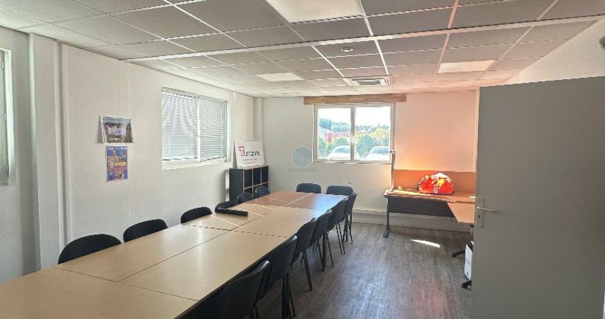 location Entrepots et bureaux Saint Jean De Braye