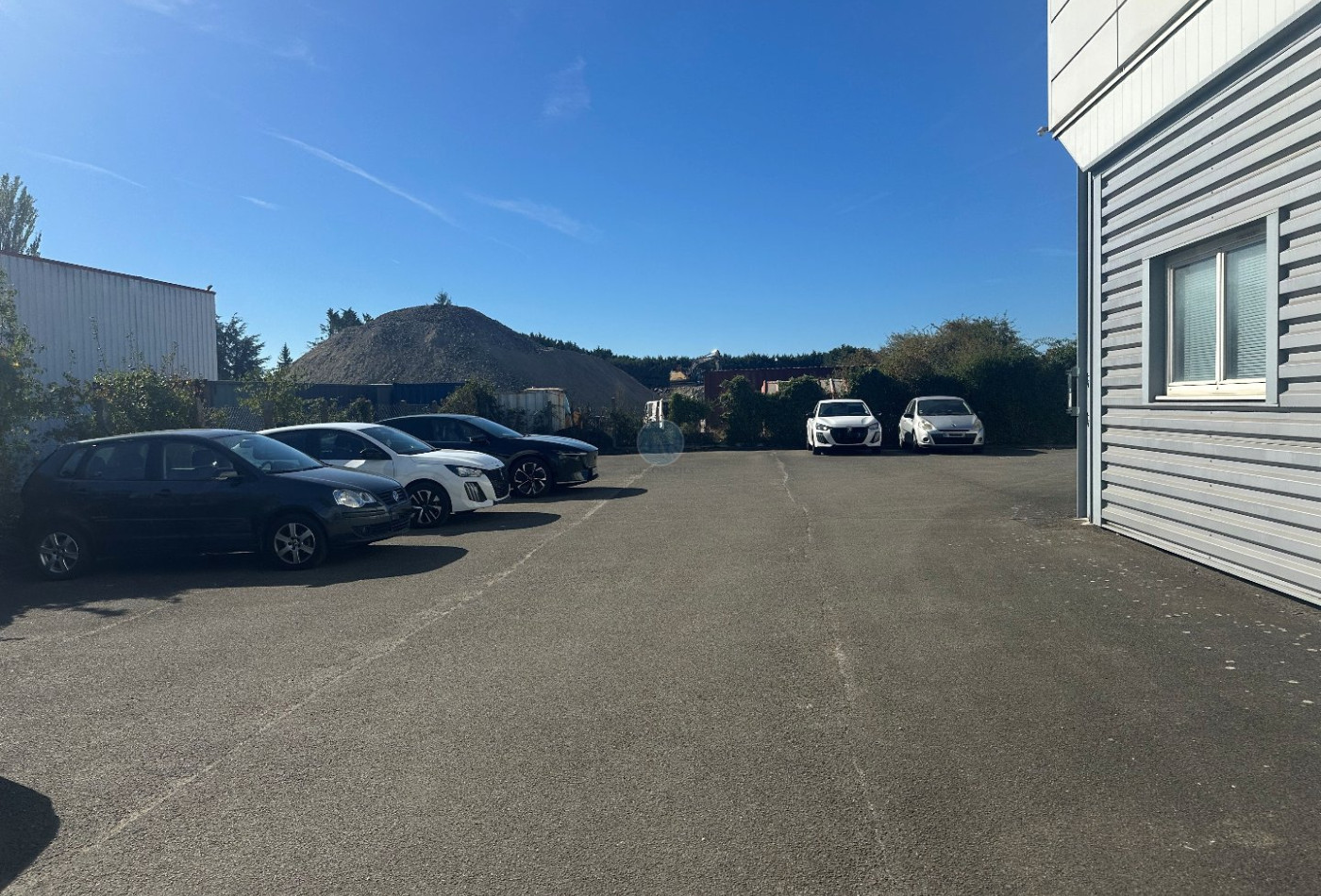 location Entrepots et bureaux Saint Jean De Braye - Photo 7