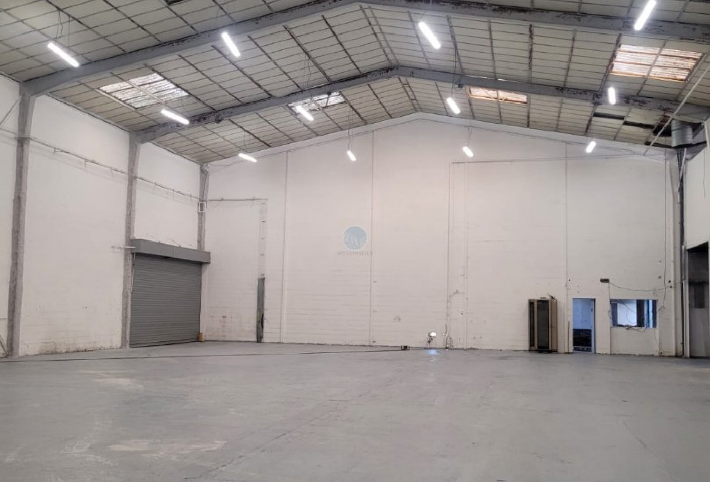 location Ateliers et bureaux Saint Jean De Braye - Photo 1