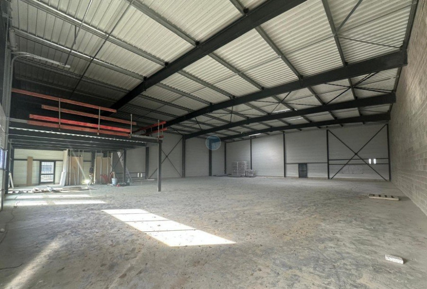 location Bureau Saran - Photo 2