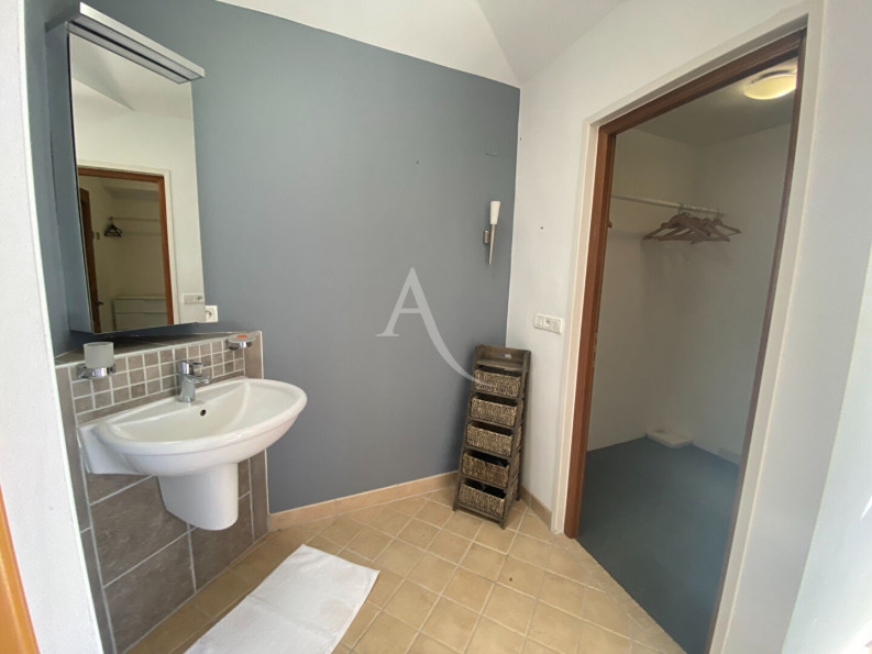 for sale Maison
Albas
- Photo 10