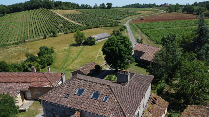 for sale Maison
Albas
- Photo 2