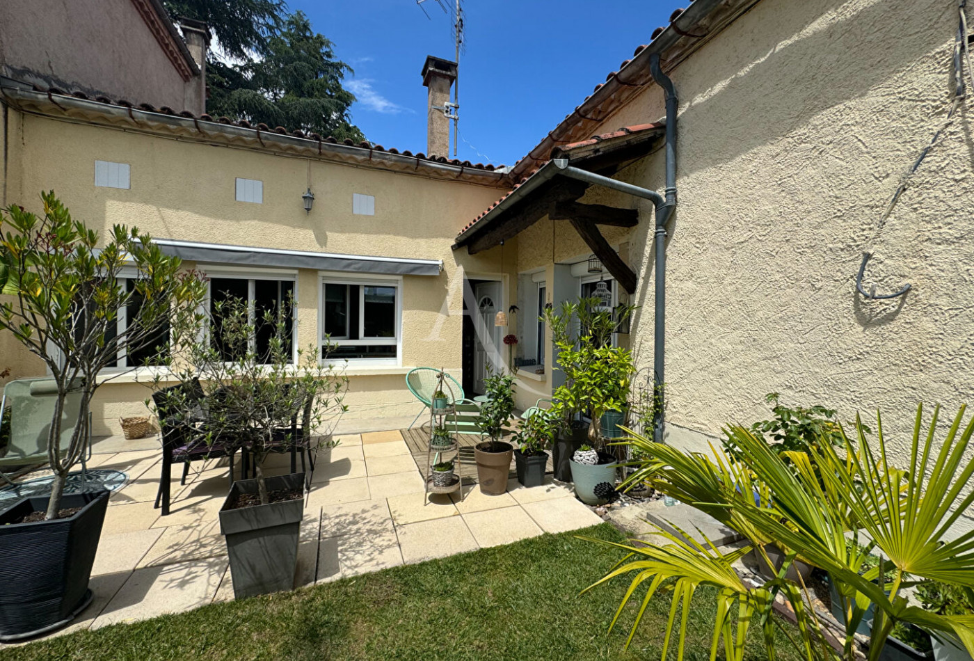 vente Maison
Duravel
- Photo 10
