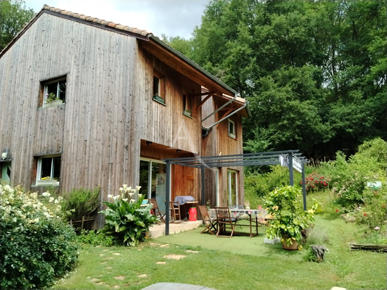 à vendre Maison
Villefranche Du Perigord
- Photo 15