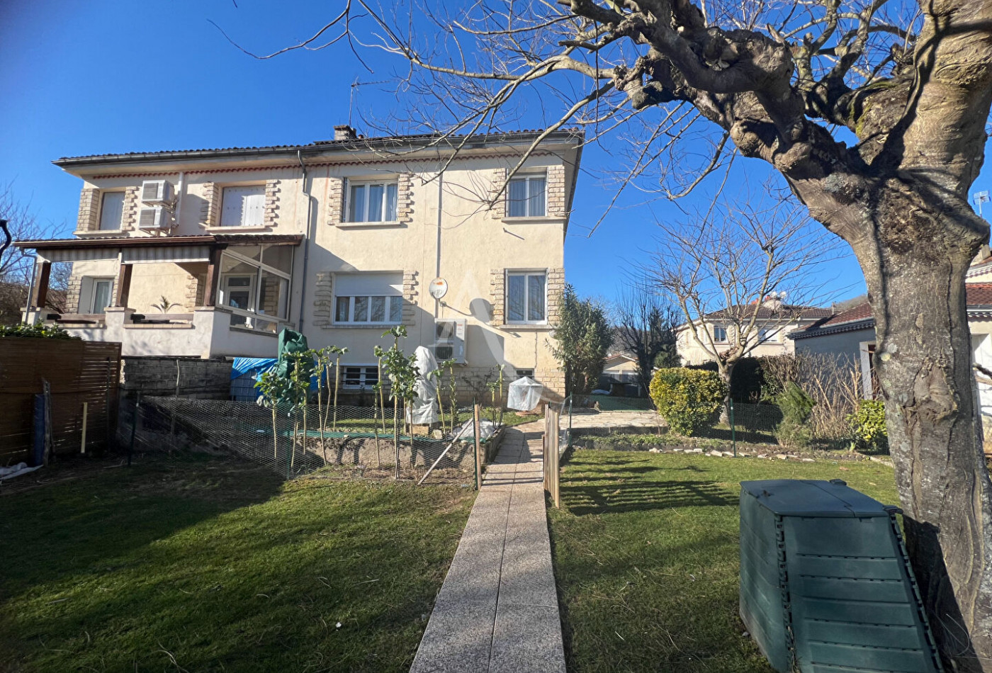 vente Maison
Luzech
- Photo 1