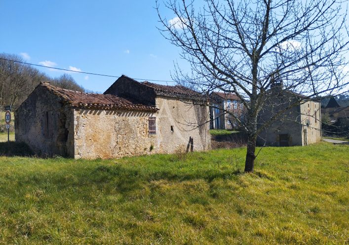 à vendre Terrain 
Puy L Eveque