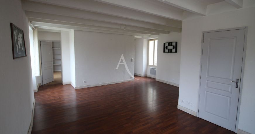 vente Maison de ville
Puy L Eveque