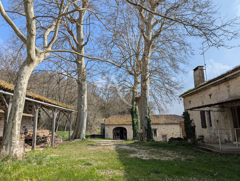 à vendre Maison
Montcuq
- Photo 3