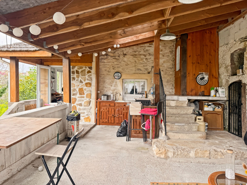 à vendre Maison
Puy L Eveque
- Photo 3