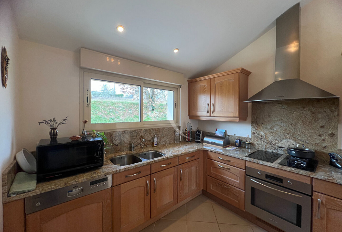 vente Maison
St Vincent Rive D Olt
- Photo 6