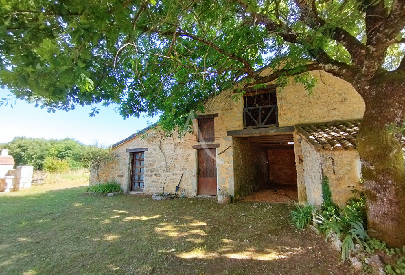 vente Maison
Les Junies
- Photo 2