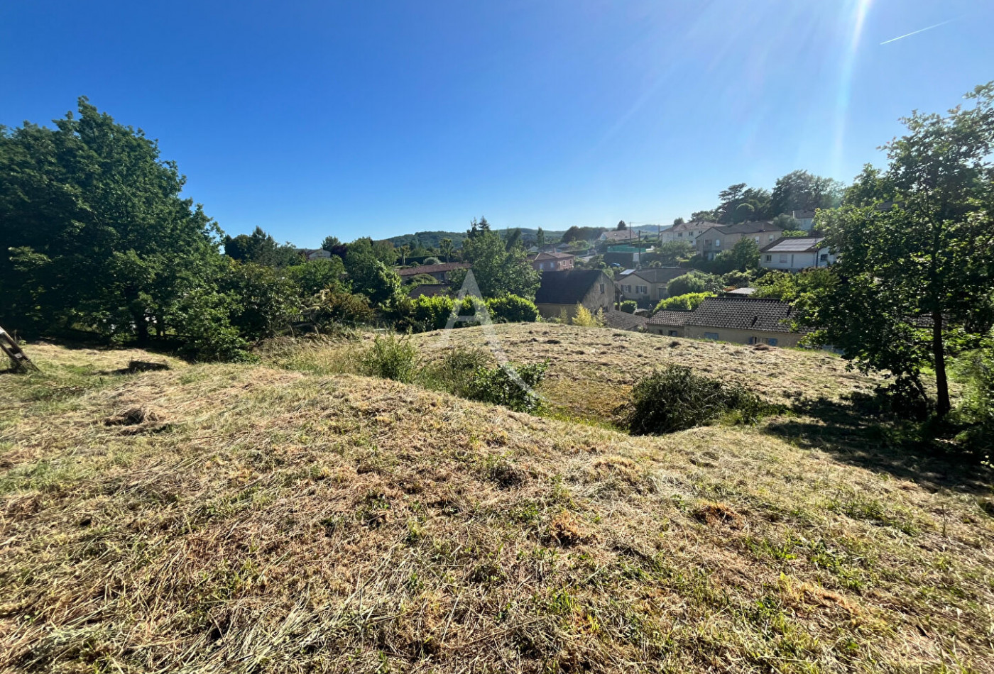 vente Terrain
Puy L Eveque
- Photo 1