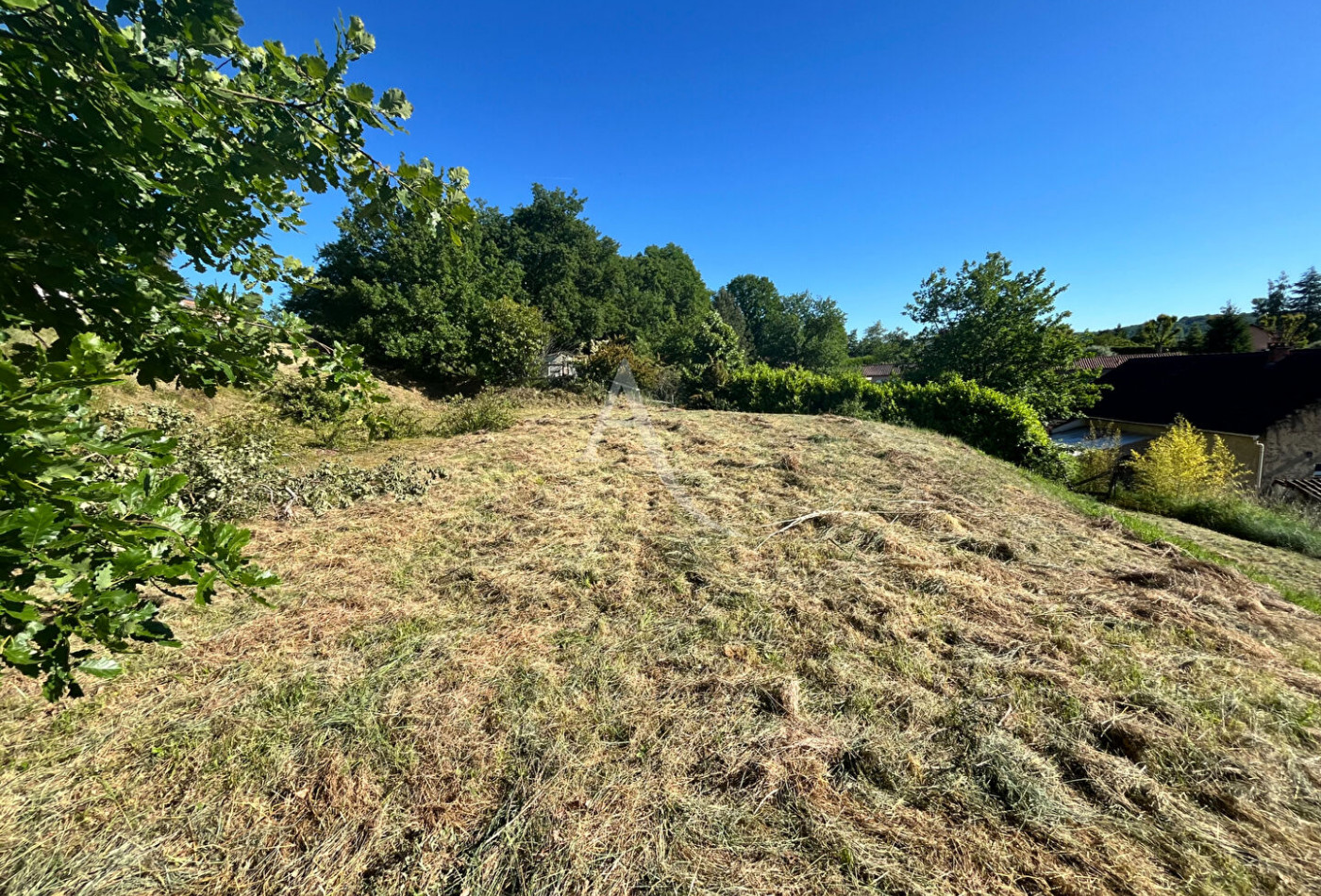 vente Terrain
Puy L Eveque
- Photo 3