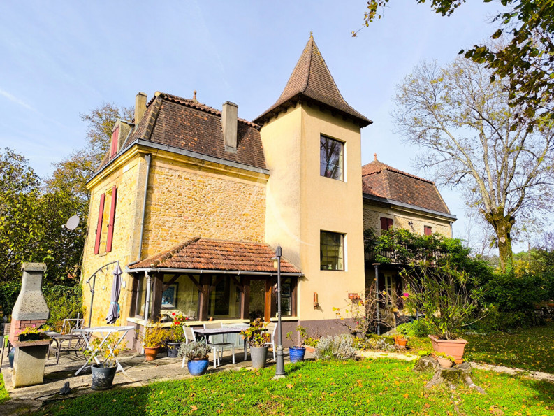 à vendre Maison
Villefranche Du Perigord
- Photo 16