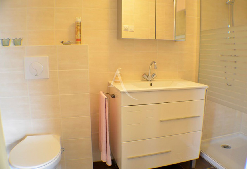 à vendre Maison
Villefranche Du Perigord
- Photo 8