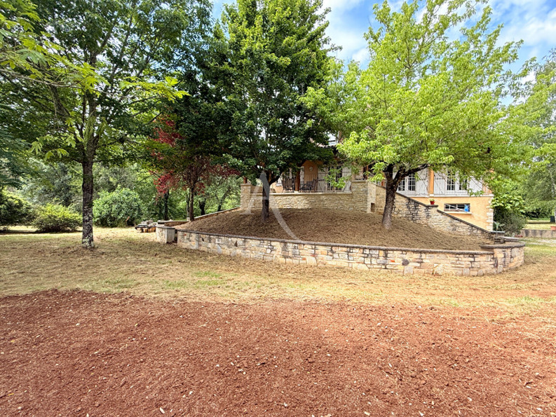 à vendre Maison
Castelfranc
- Photo 1