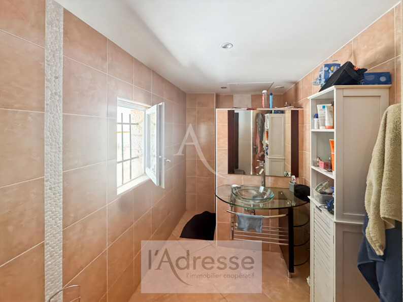 à vendre Maison
Puy L Eveque
- Photo 5