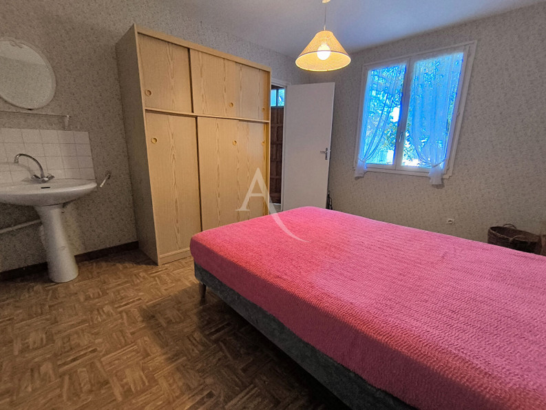 for sale Maison
Montgesty
- Photo 14