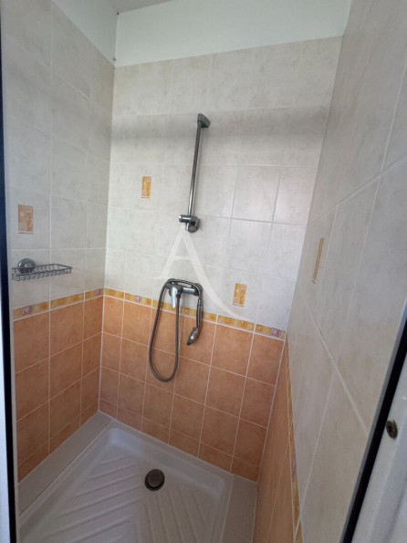 for sale Maison
Puy L Eveque
- Photo 10