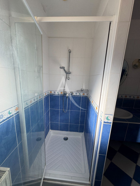 for sale Maison
Puy L Eveque
- Photo 9